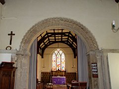 Middleton-Church-Essex-5-Chancel-Arch.jpg