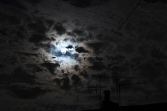 Moon over Brentwood : Essex, rural, countryside, scenery, moon, clouds